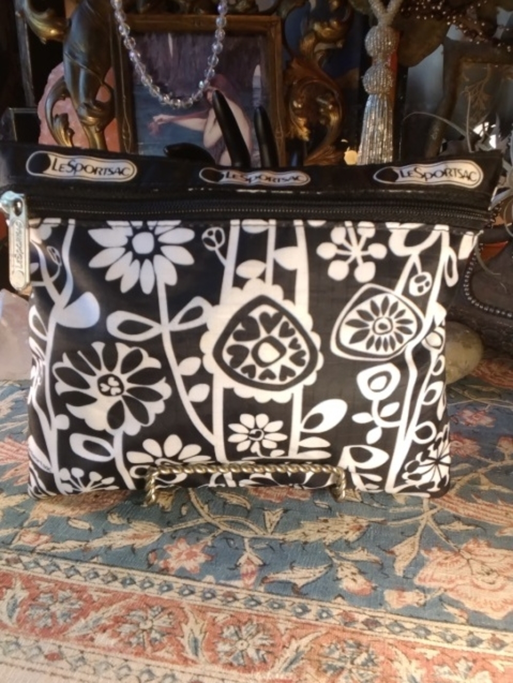 OSNT LeSportsac Black and White Floral Mini BOHEIMAN Cosmetic Pouch